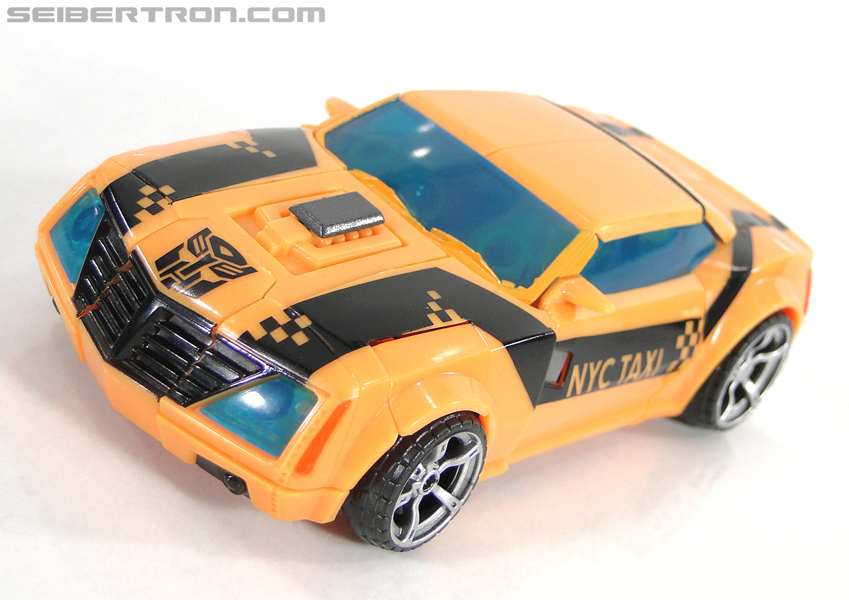 Transformers Prime: First Edition Bumblebee (NYCC) (Image #56 of 185)