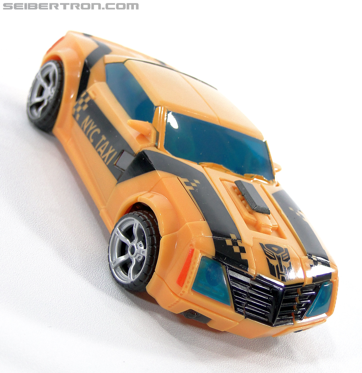 Transformers Prime: First Edition Bumblebee (NYCC) (Image #71 of 185)