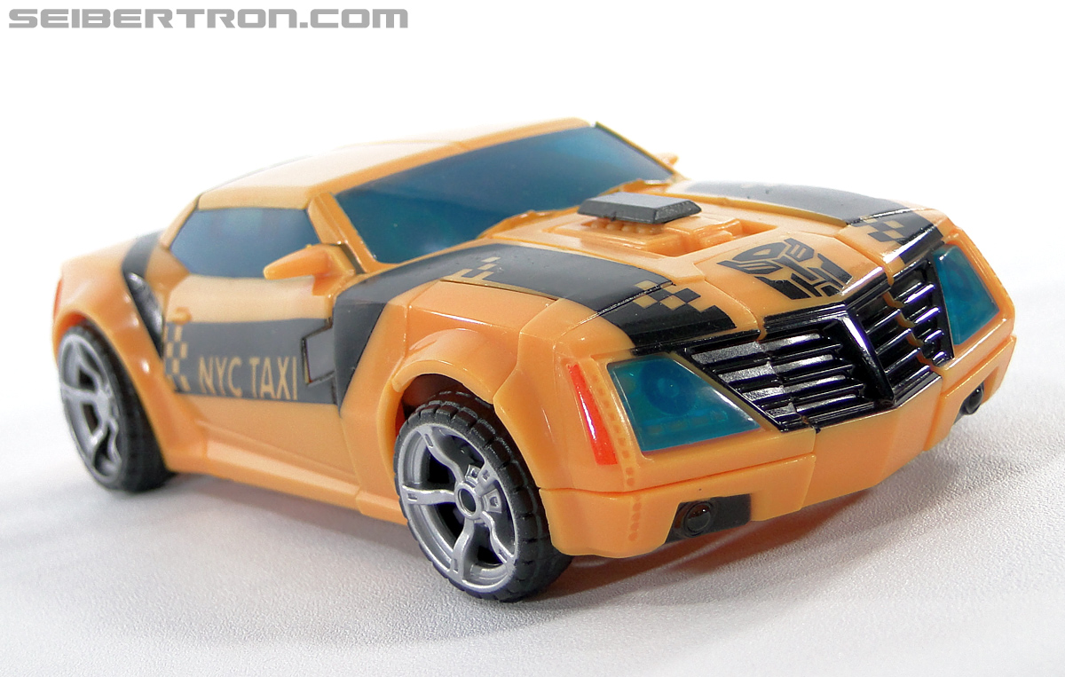 Transformers Prime: First Edition Bumblebee (NYCC) (Image #72 of 185)