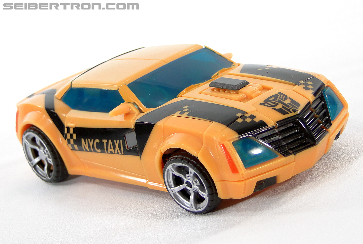 Transformers Prime: First Edition Bumblebee (NYCC) (Image #74 of 185)