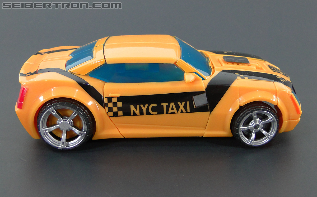 Transformers Prime: First Edition Bumblebee (NYCC) (Image #83 of 185)