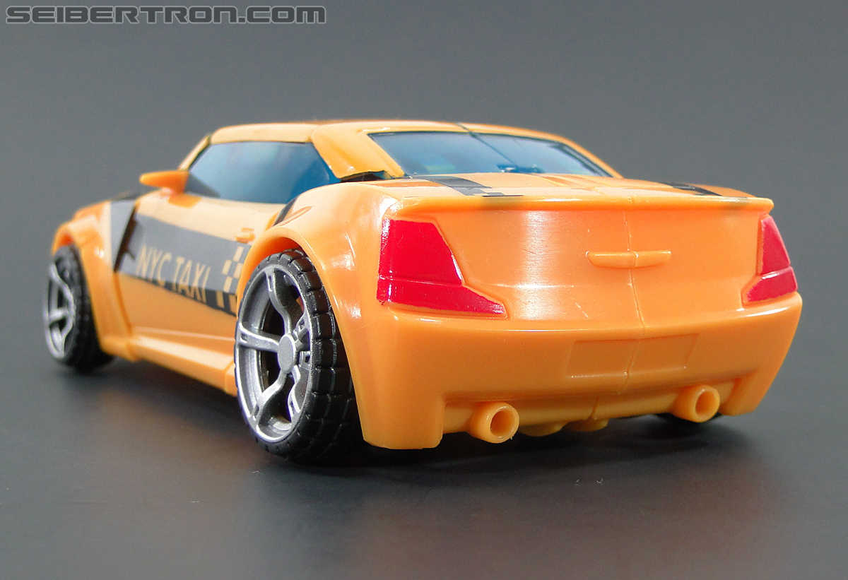 Transformers Prime: First Edition Bumblebee (NYCC) (Image #87 of 185)