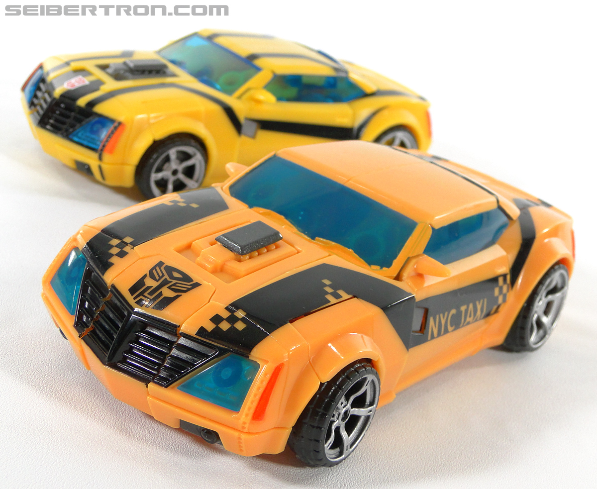Transformers Prime: First Edition Bumblebee (NYCC) (Image #110 of 185)