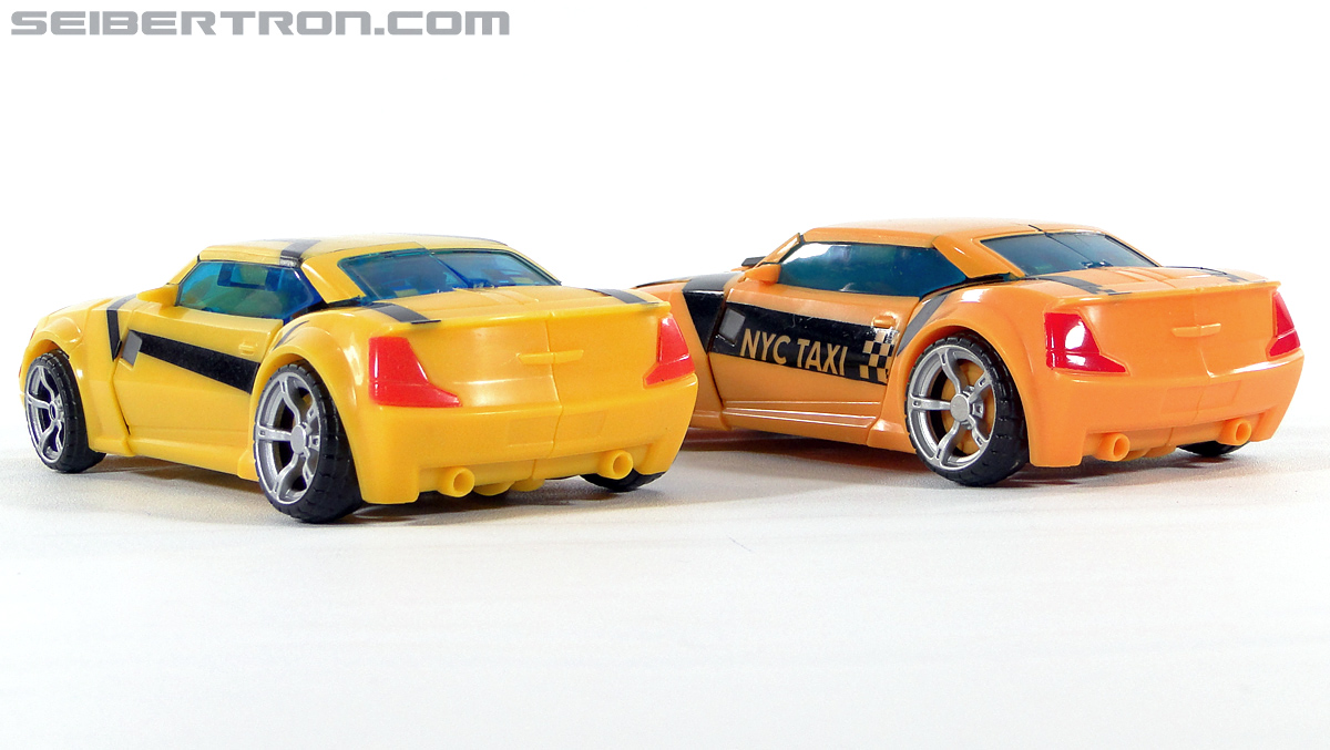 Transformers Prime: First Edition Bumblebee (NYCC) (Image #115 of 185)