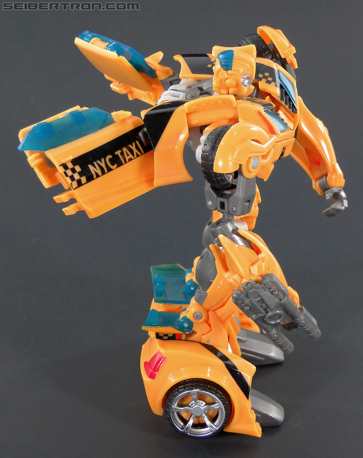 Transformers Prime: First Edition Bumblebee (NYCC) (Image #126 of 185)