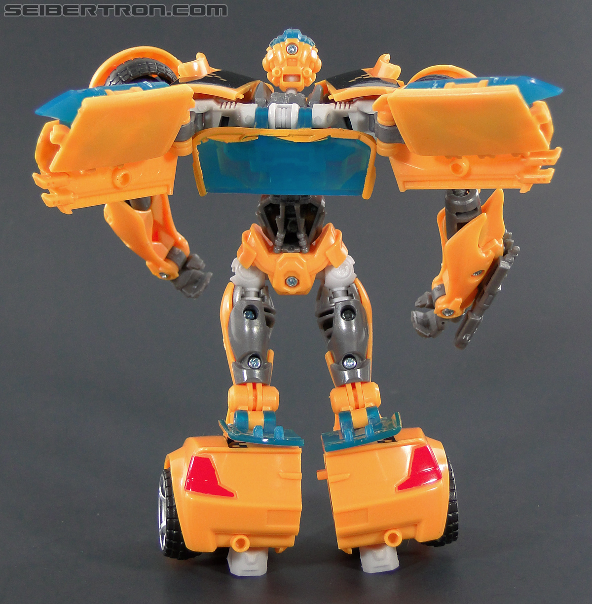 Transformers Prime: First Edition Bumblebee (NYCC) (Image #128 of 185)