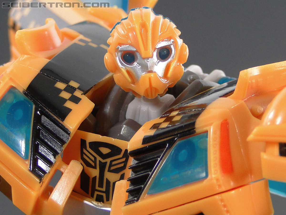Transformers Prime: First Edition Bumblebee (NYCC) (Image #143 of 185)