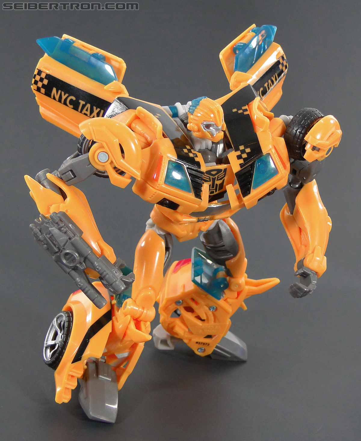 Transformers Prime: First Edition Bumblebee (NYCC) (Image #147 of 185)