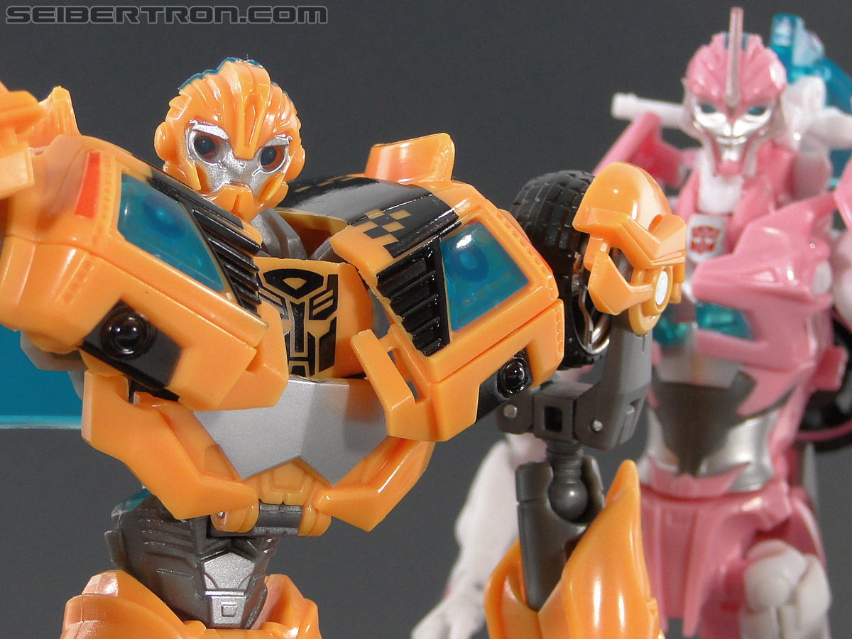 Transformers Prime: First Edition Bumblebee (NYCC) (Image #172 of 185)