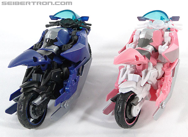 Transformers Prime: First Edition Arcee (Image #43 of 129)