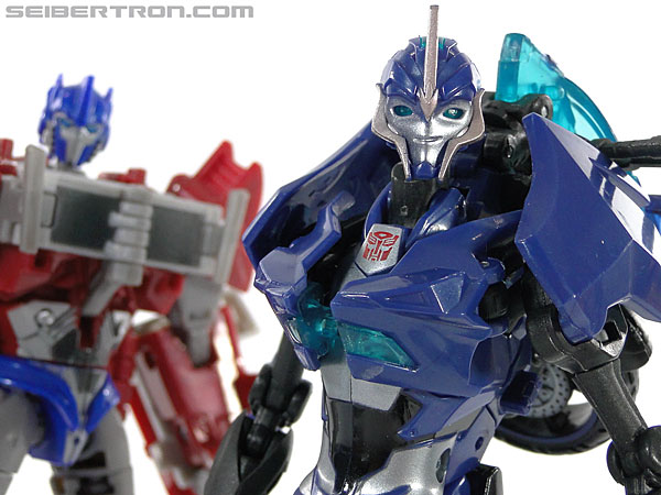 Transformers Prime: First Edition Arcee (Image #111 of 129)