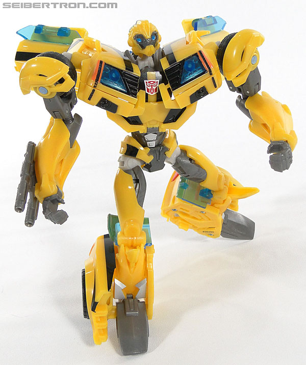 Transformers Prime First Edition Deluxe Autobot BUMBLEBEE Action Figure NEW