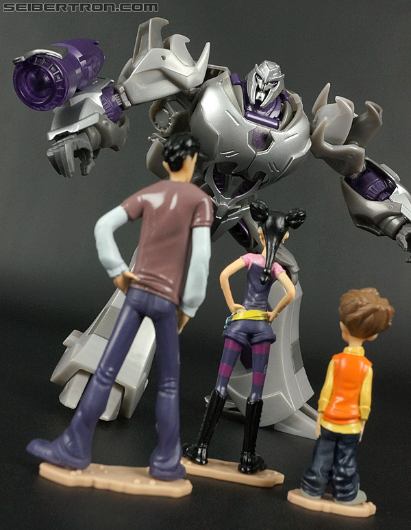 Transformers Prime: First Edition Miko Nakadai (Image #40 of 51)