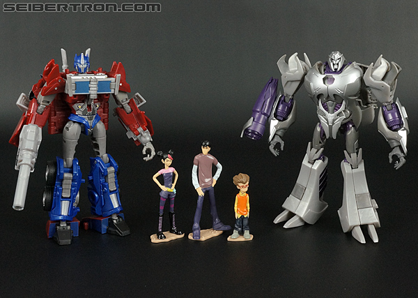 Transformers Prime: First Edition Miko Nakadai (Image #42 of 51)
