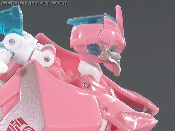 Transformers Prime: First Edition Arcee (NYCC) (Image #62 of 127)