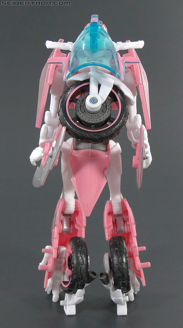 Transformers Prime: First Edition Arcee (NYCC) (Image #64 of 127)