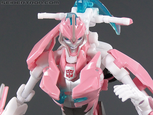 Transformers Prime: First Edition Arcee (NYCC) (Image #95 of 127)
