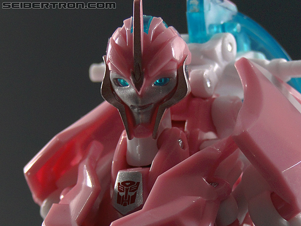 Transformers Prime: First Edition Arcee (NYCC) (Image #102 of 127)