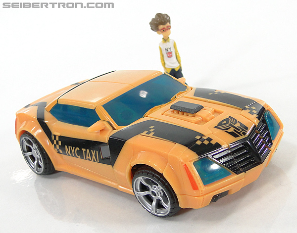 Transformers Prime: First Edition Bumblebee (NYCC) (Image #64 of 185)