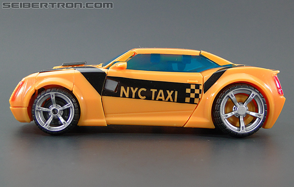 Transformers Prime: First Edition Bumblebee (NYCC) (Image #88 of 185)
