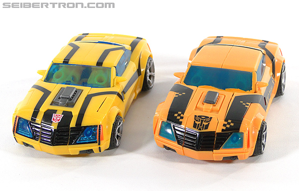 Transformers Prime: First Edition Bumblebee (NYCC) (Image #112 of 185)