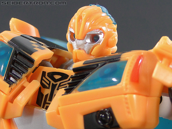 Transformers Prime: First Edition Bumblebee (NYCC) (Image #136 of 185)