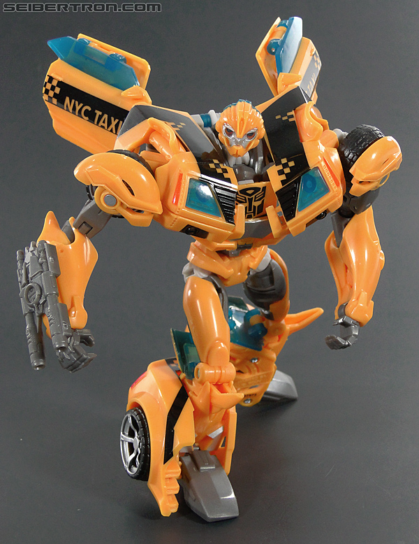Transformers Prime: First Edition Bumblebee (NYCC) (Image #146 of 185)
