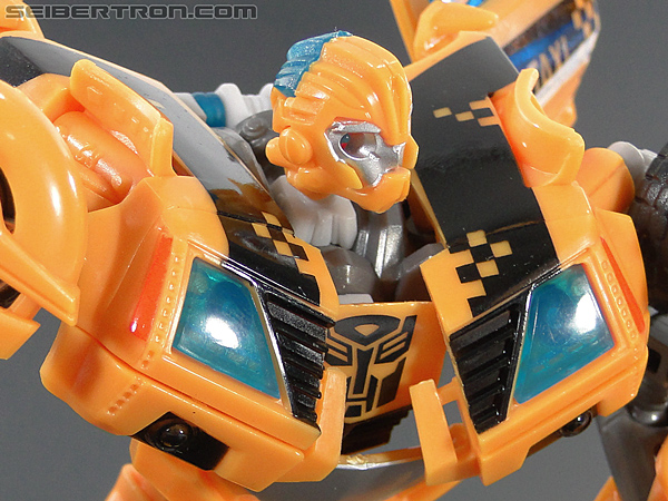 Transformers Prime: First Edition Bumblebee (NYCC) (Image #149 of 185)