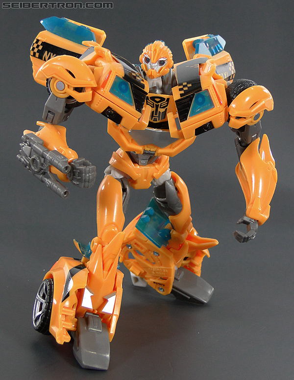 Transformers Prime: First Edition Bumblebee (NYCC) (Image #152 of 185)