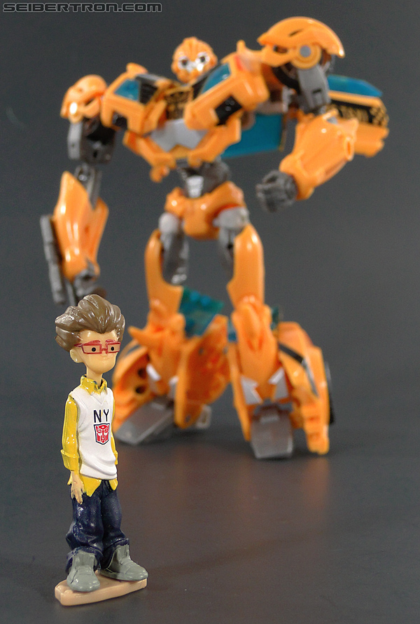 Transformers Prime: First Edition Bumblebee (NYCC) (Image #162 of 185)