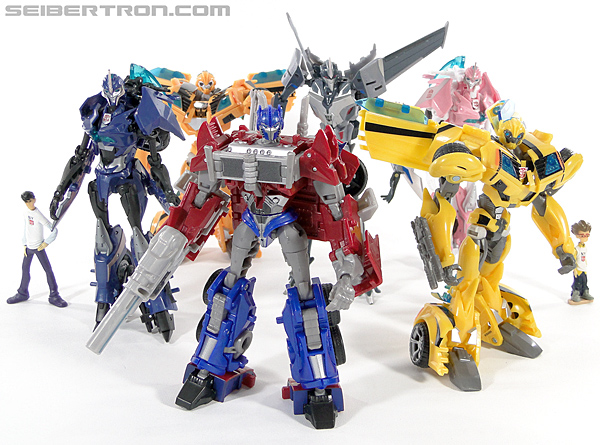 Transformers Prime: First Edition Bumblebee (NYCC) (Image #185 of 185)