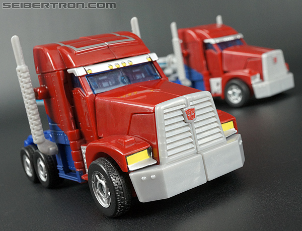 Transformers Prime: First Edition Optimus Prime (Image #30 of 135)