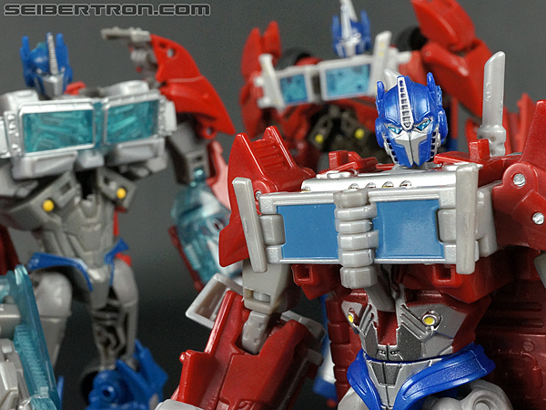Transformers Prime: First Edition Optimus Prime (Image #135 of 135)