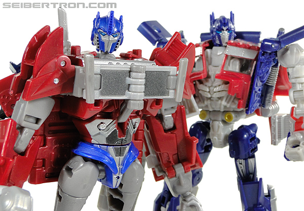 Transformers Prime: First Edition Optimus Prime (Image #162 of 170)