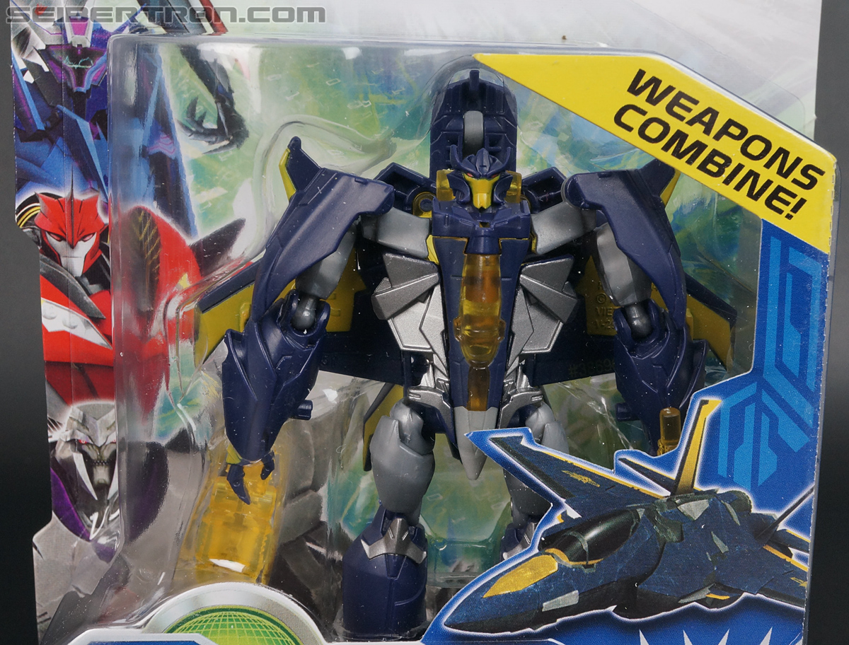 Transformers Prime: Cyberverse Dreadwing Toy Gallery (Image #1 of 129)