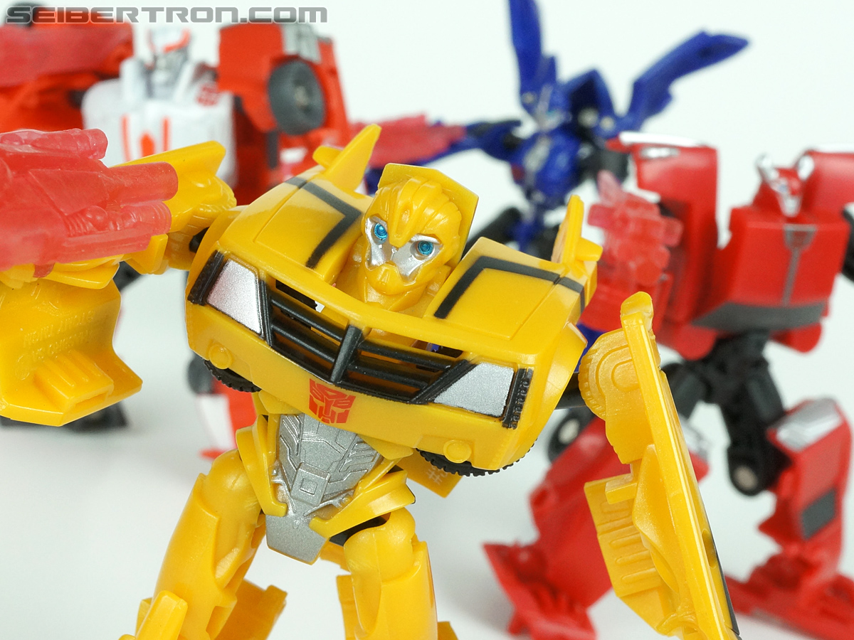Transformers Prime: Cyberverse Bumblebee (Image #99 of 110)