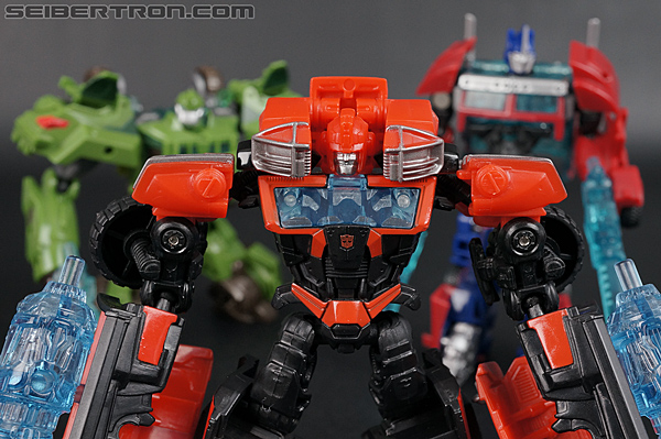 Transformers Prime: Cyberverse Ironhide Toy Gallery (Image #123 of 131)