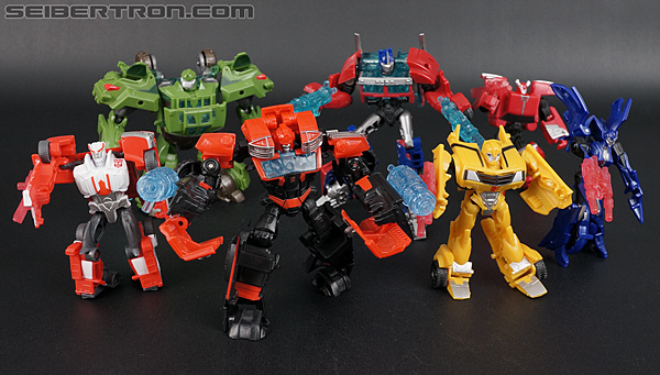 Transformers News: Top 5 Cyberverse Commander Class Figures