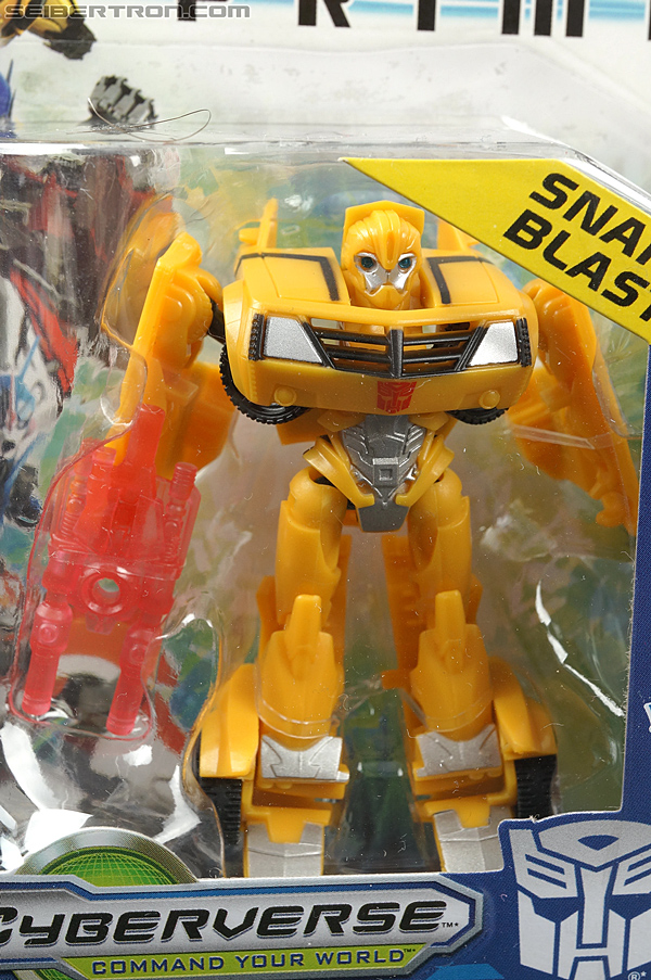 Transformers Prime: Cyberverse Bumblebee (Image #2 of 110)