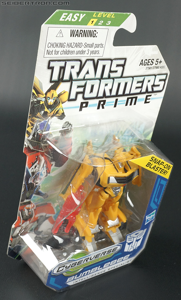 Transformers Prime: Cyberverse Bumblebee (Image #3 of 110)