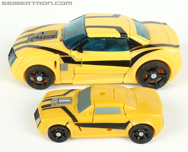Transformers Prime: Cyberverse Bumblebee (Image #44 of 110)