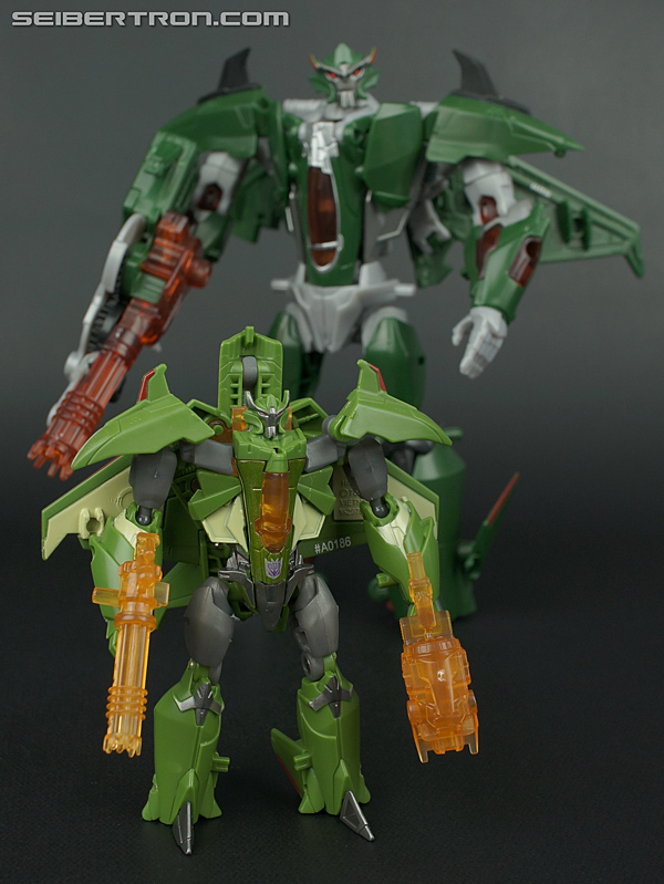 transformers prime toys skyquake