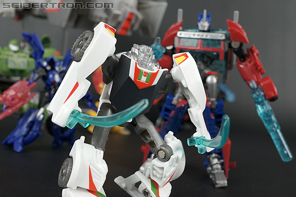 Transformers Prime: Cyberverse Wheeljack (Image #123 of 132)