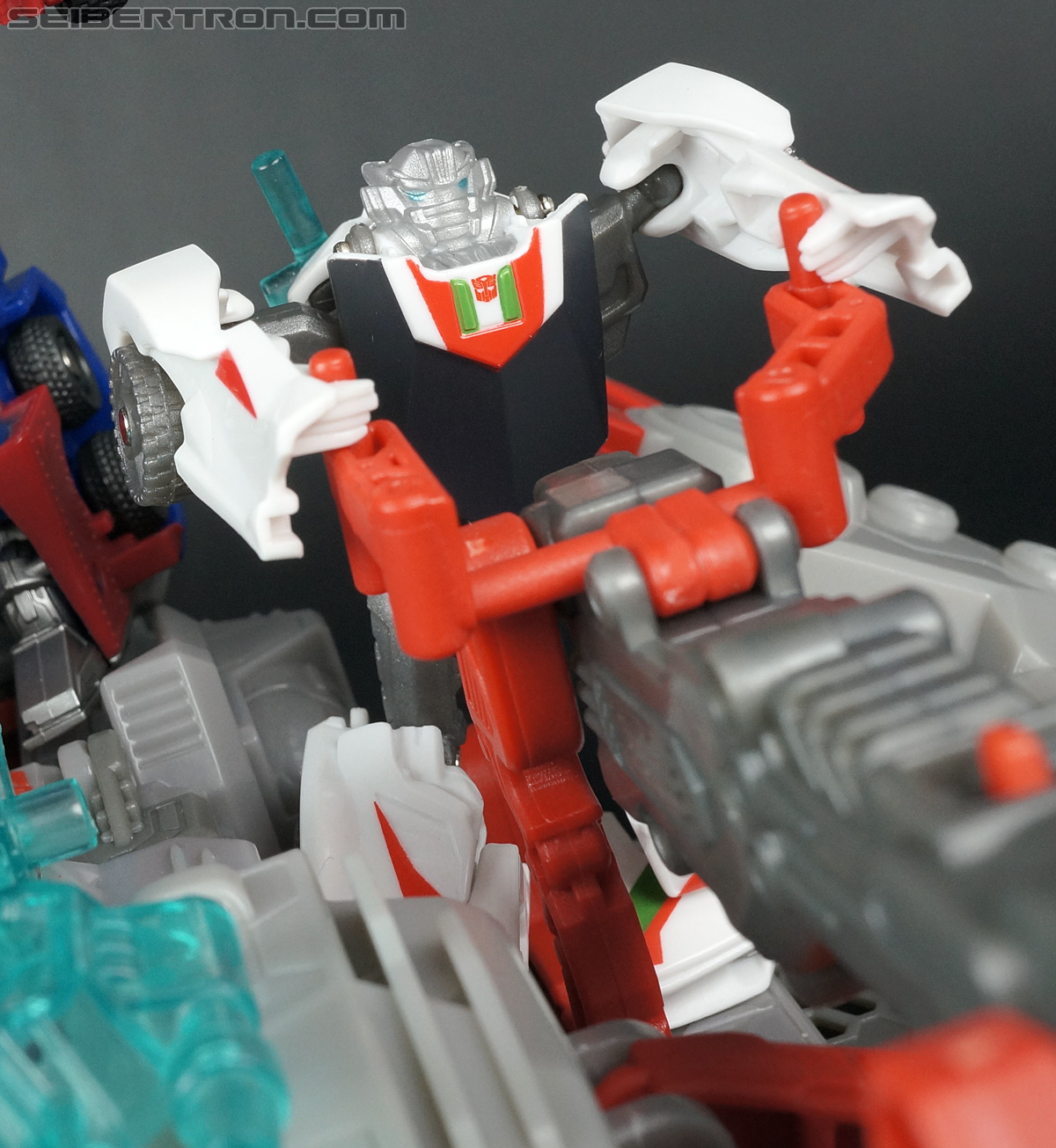 Transformers Prime: Cyberverse Wheeljack (Image #117 of 132)