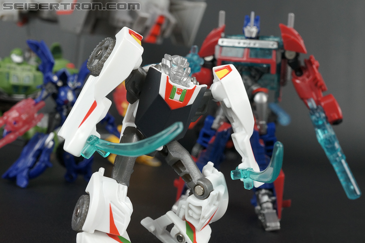 Transformers Prime: Cyberverse Wheeljack (Image #123 of 132)