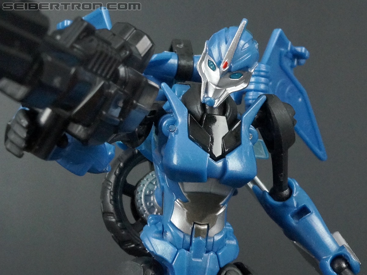 Transformers Prime: Robots In Disguise Arcee (Image #127 of 201)