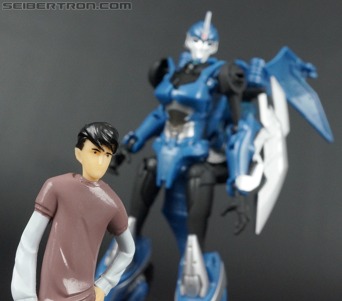 Transformers Prime: Robots In Disguise Arcee (Image #184 of 201)