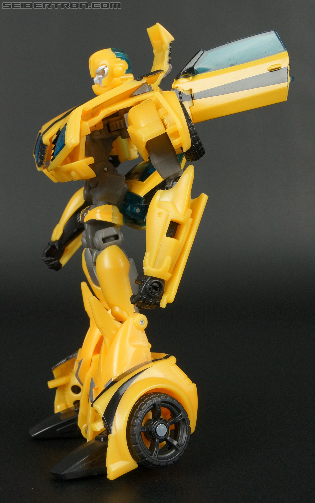 Transformers Prime: Robots In Disguise Bumblebee (Image #92 of 165)