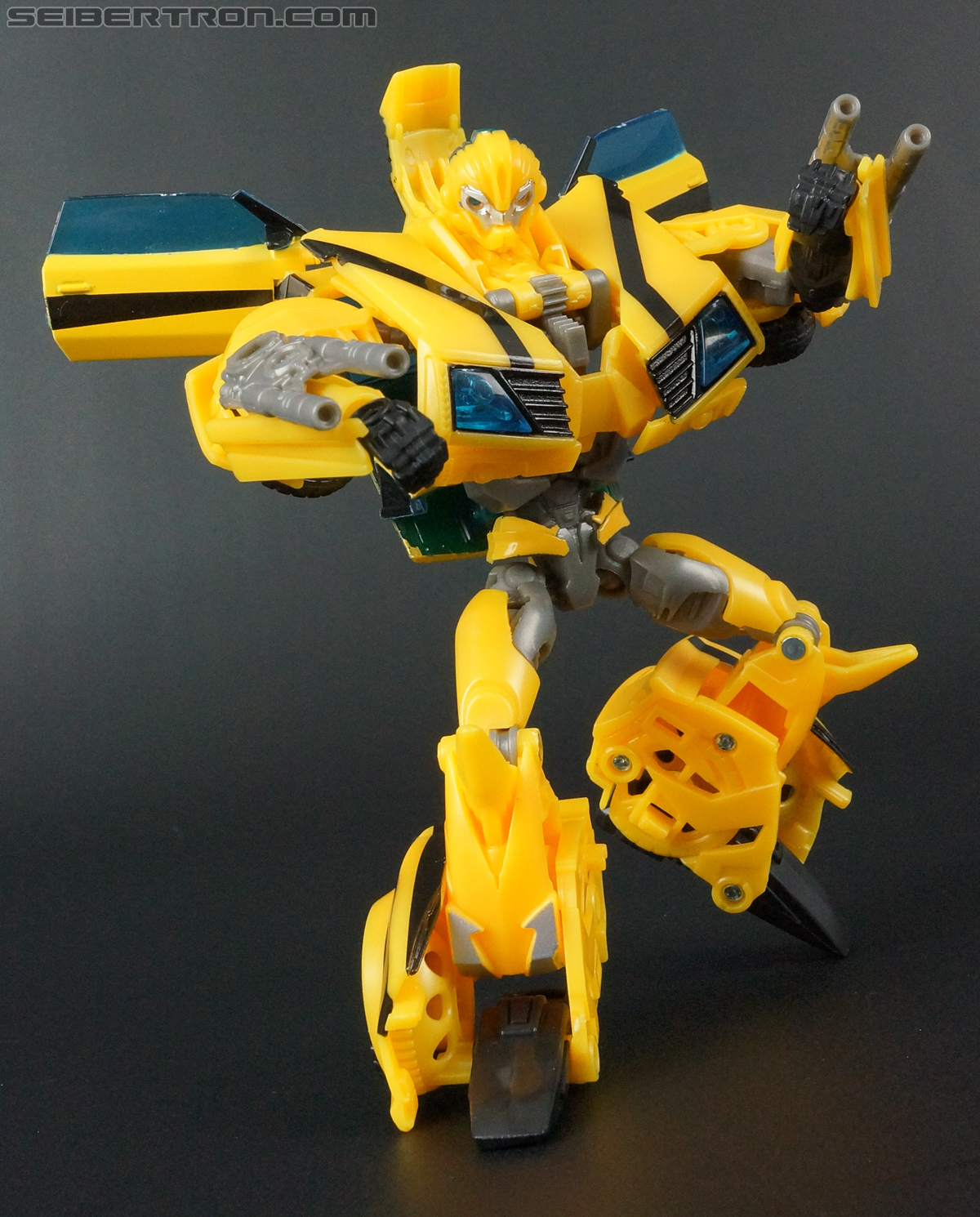 Transformers Prime: Robots In Disguise Bumblebee (Image #143 of 165)