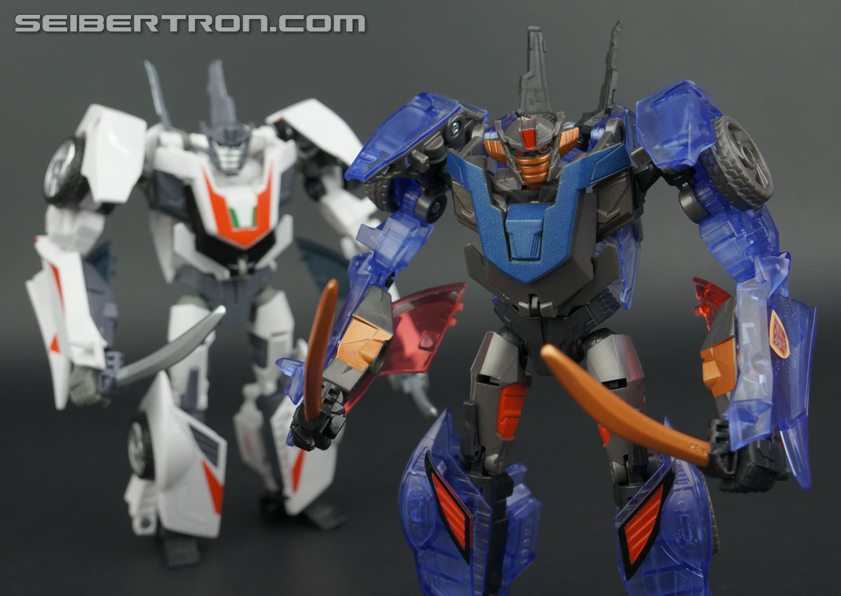 Transformers Prime: Robots In Disguise Dark Energon Wheeljack (Image #119 of 130)
